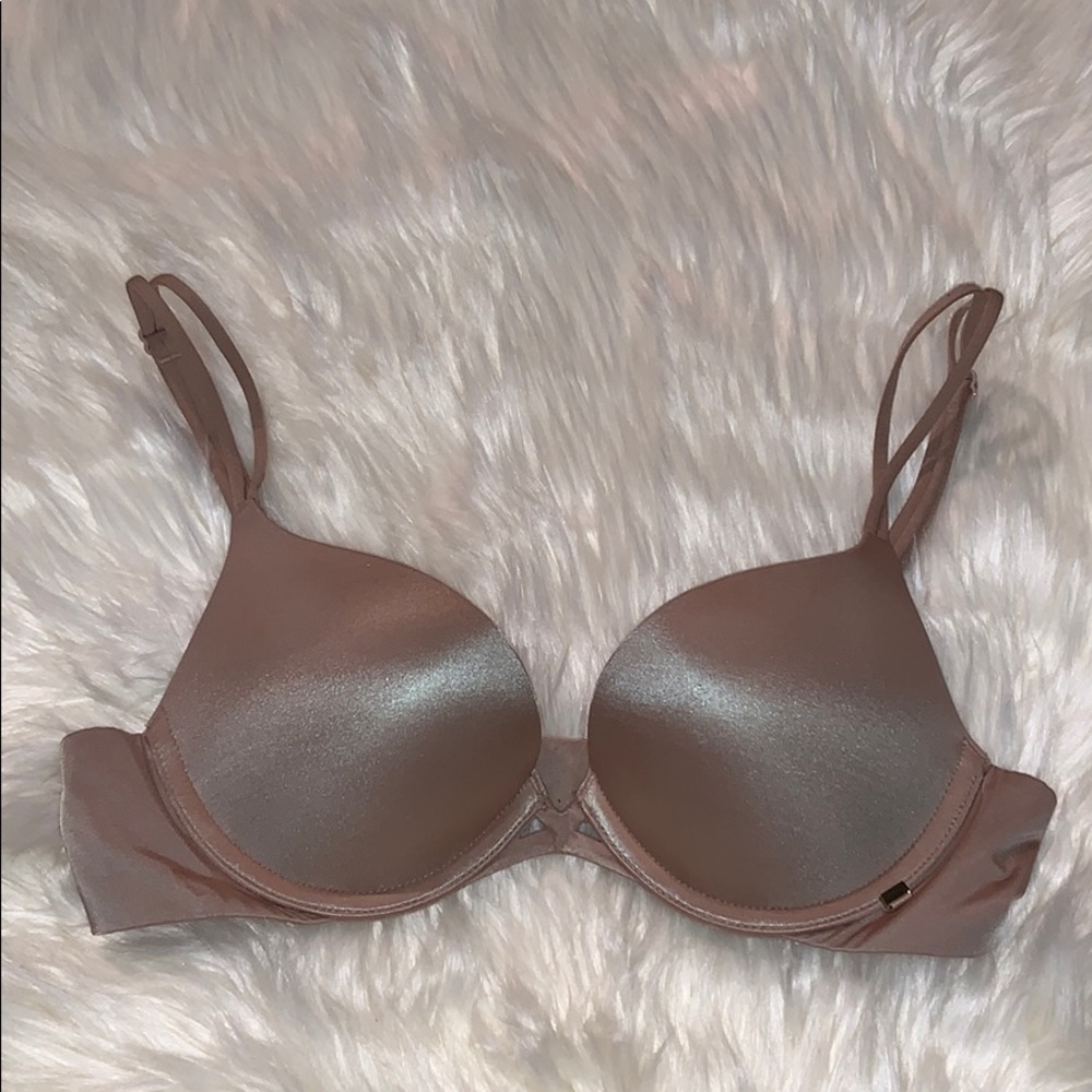Victoria’s Secret very sexy push up bra